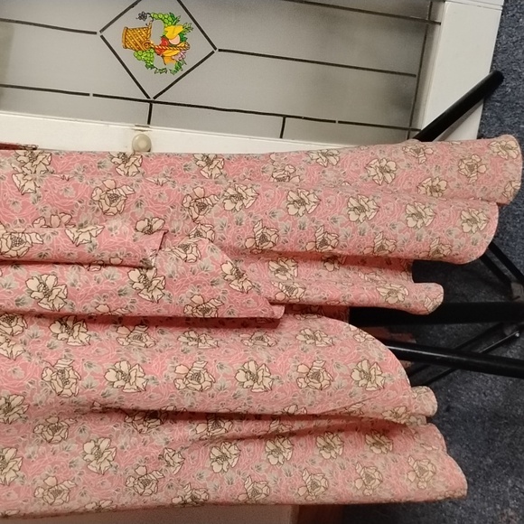 - Max Studios Peachy Pink Yellow Floral Hi-Low Maxi Skirt NWT - Picture 3 of 6